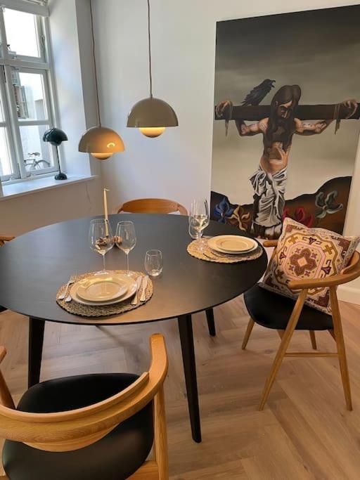 Ferienwohnung Nyrenoveret Charmerende Lejlighed I Odense C! Exterior foto
